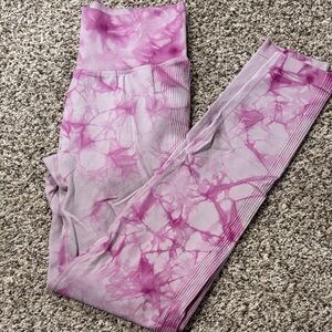 Amazon Pink Tie-Dye Seamless Leggings